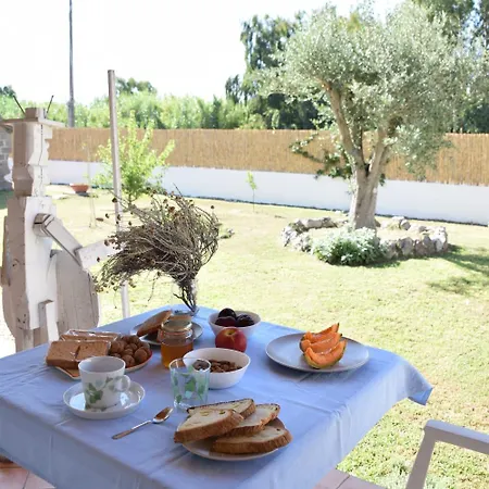 Dimora Arborea 3* Marceddi